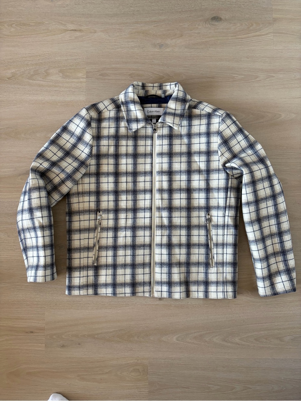 Calvin Klein Men’s Cream & Navy Plaid Zip Jacket Size L